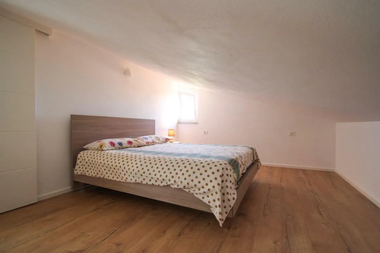 Apartments Jadranka Sain Croatia